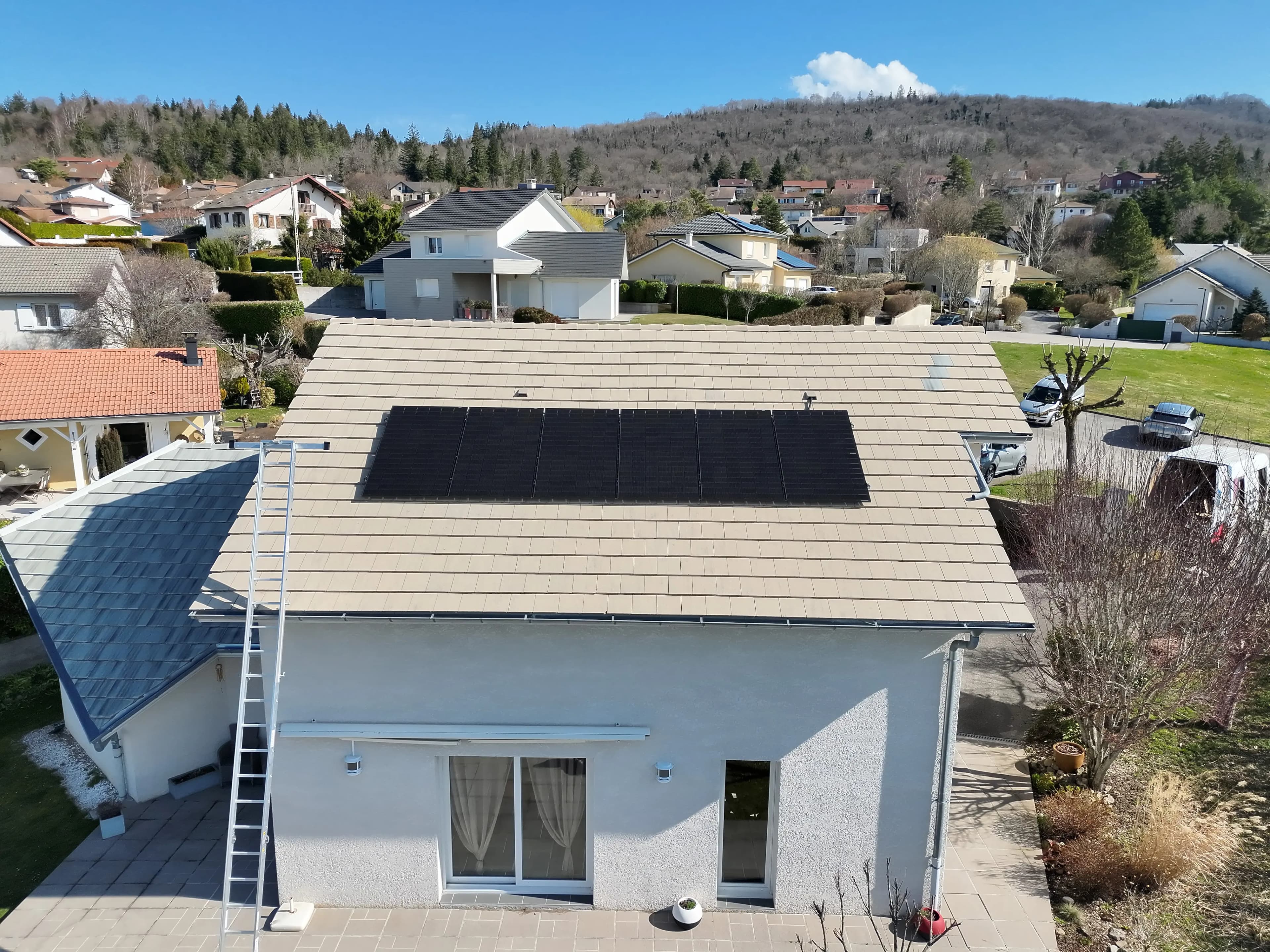 Installation photovoltaïque de 3.0 kWc à Arbent (01)