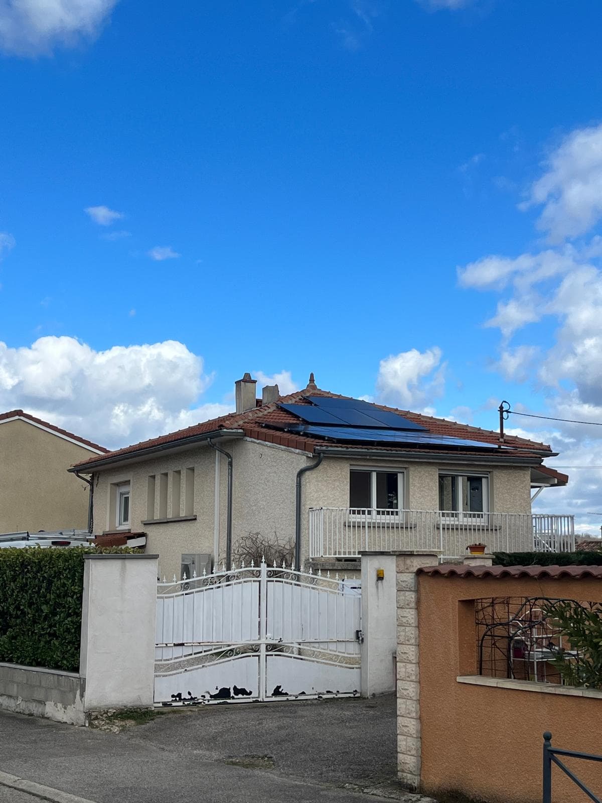 Installation photovoltaïque de 6.0 kWc à Roussillon