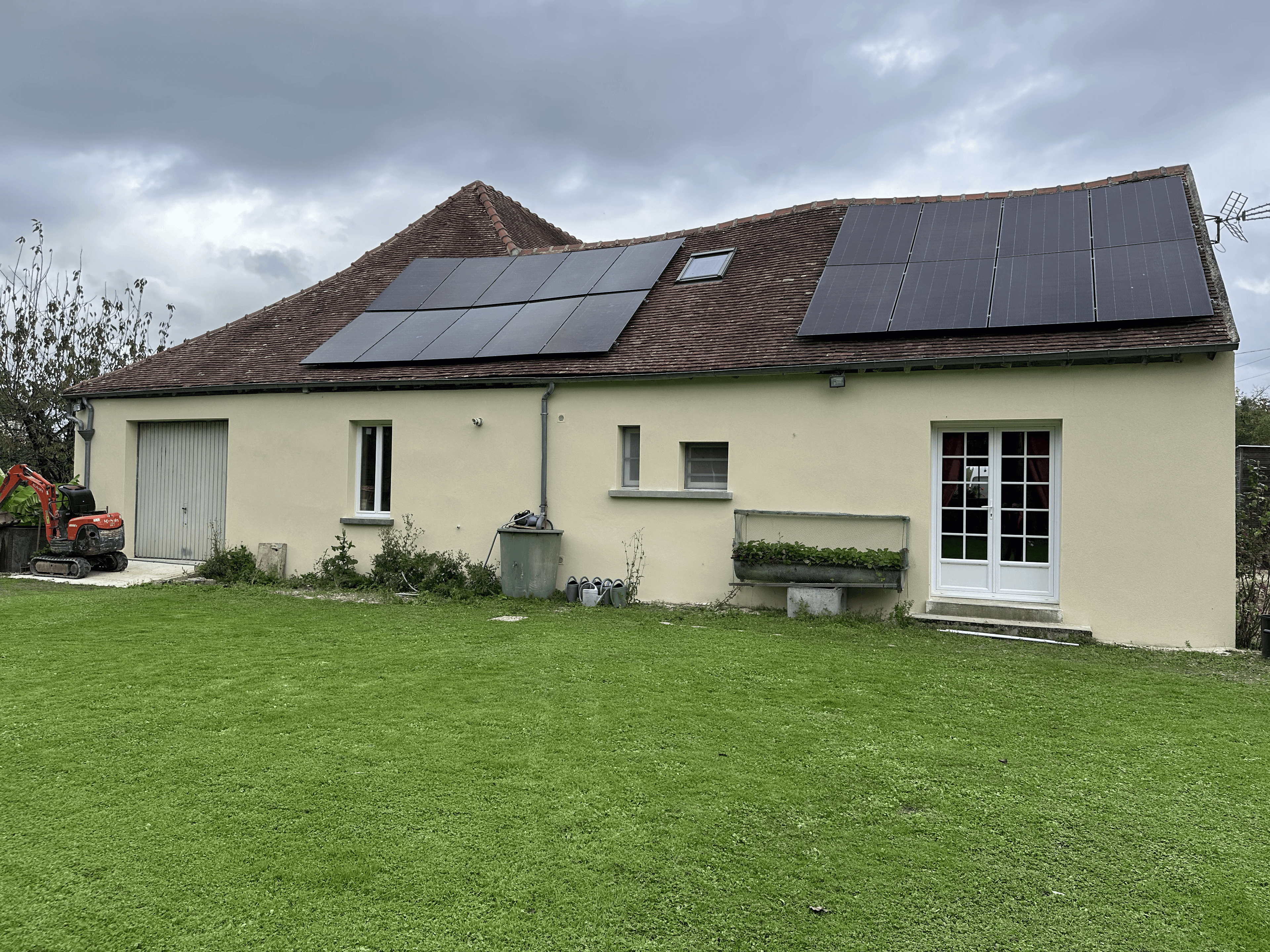 Installation photovoltaïque de 9 kWc à Mouy-sur-Seine (77)